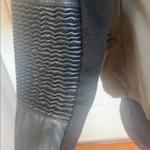 Blank NYC mixed media biker jacket size small - Picture 4 of 6